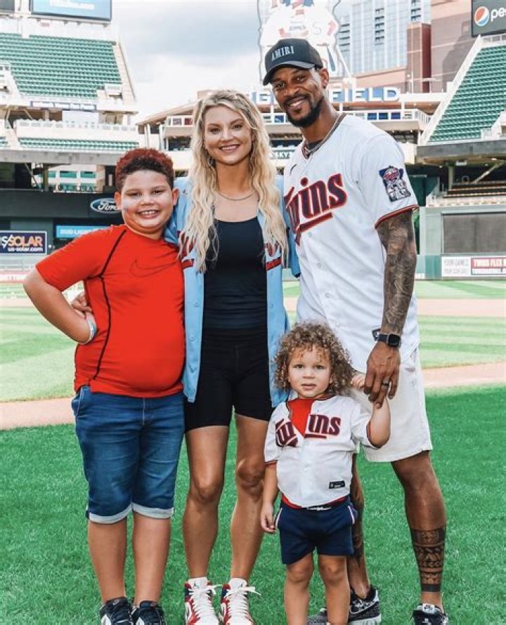 Byron Buxton Wife Lindsey Tillery Both Went To Same High School
