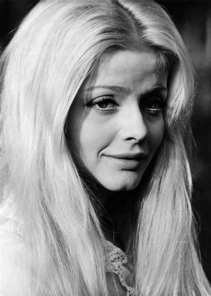 Ewa Aulin ·
