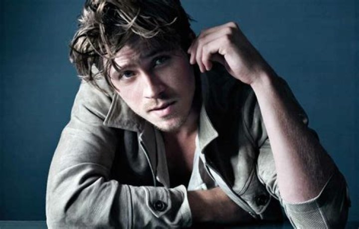 Garrett Hedlund- Bio, Wiki, Age, Height, Weight, Net Worth, Wife ·