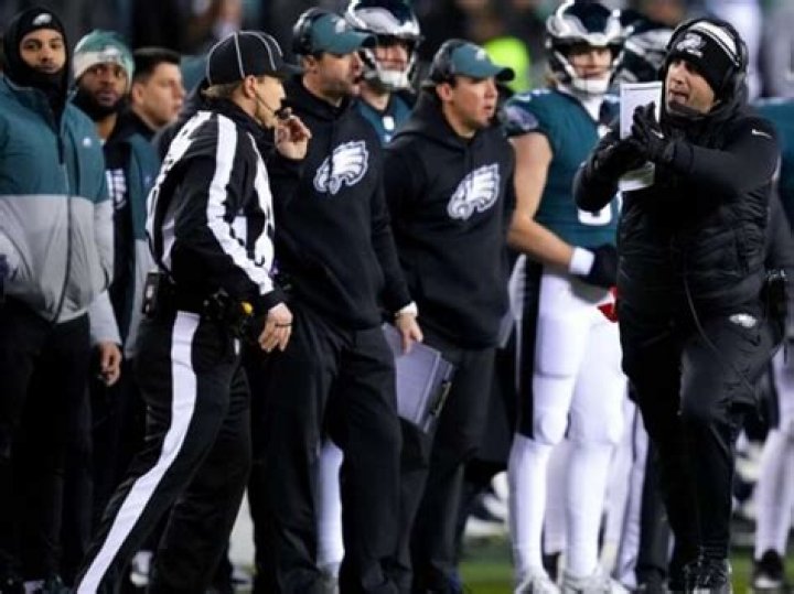 Kirk Thuggins who? NFL Twitter reacts as Nick Sirianni wears the Dream Chaser ·