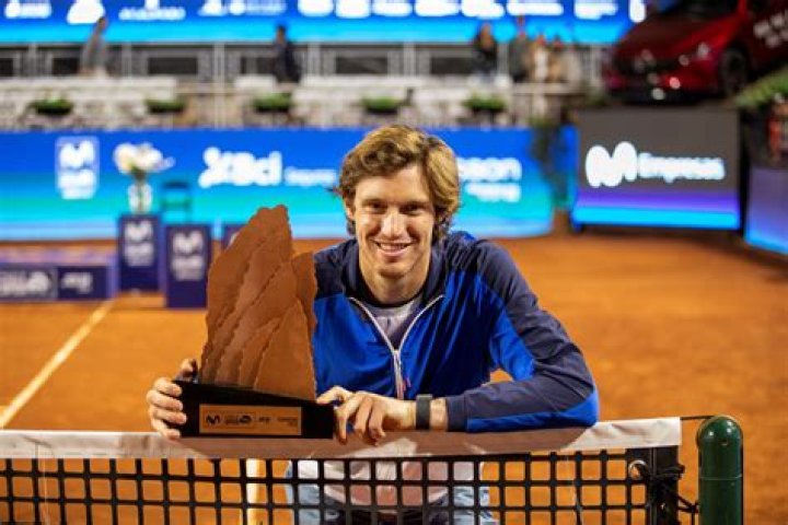 Nicolas Jarry makes it to the Round of 32 match at the Wes ·
