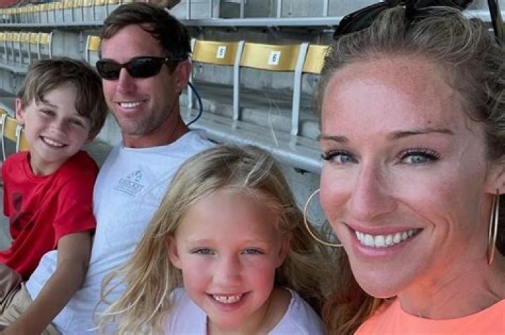 Susanna Gibson Children: Who Is Her Husband? Family
