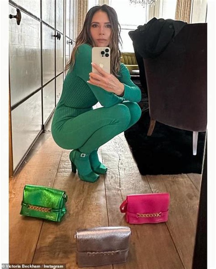 Victoria Beckham's skintight leggings give her the longest legs ever