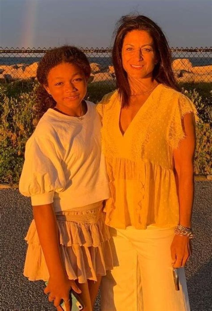 Who Is Erika Carter? Married Life And Kids ·